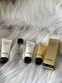 (Category: ) located in . Submitted by cosmeticsdeals (Listing ID 1451404878, Image 1). Description: .
