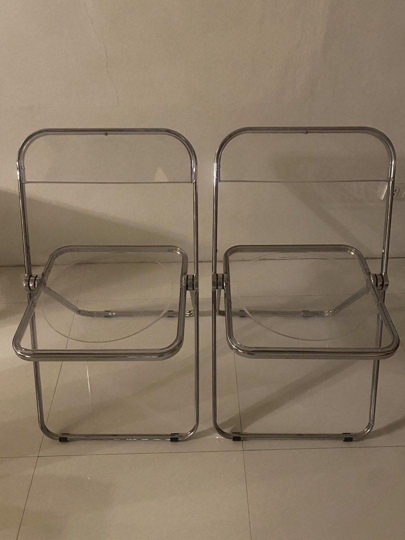 Clear Acrylic Folding Chair (Category: Chairs) located in Quezon City. Submitted by danicastillo (Listing ID 1451487363, Image 2). Description: • ₱1,000 for both / ₱600 per piece • Condition: 7/10 (scratches on the seat) • Brand: Mandaue Foam • Purchased date: August 2024 • RFS: Moving out • MOP: BPI/MariBank • MOD: Pick-up (Lalamove/Grab) • Location: Quezon City • Delivery fee will be shouldered by the buyer..