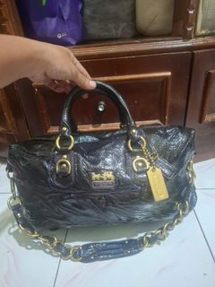 (Kategori: ) berada di . Dikirim oleh quinara.original.bag (ID iklan 1451390766, Gambar 1). Deskripsi: .