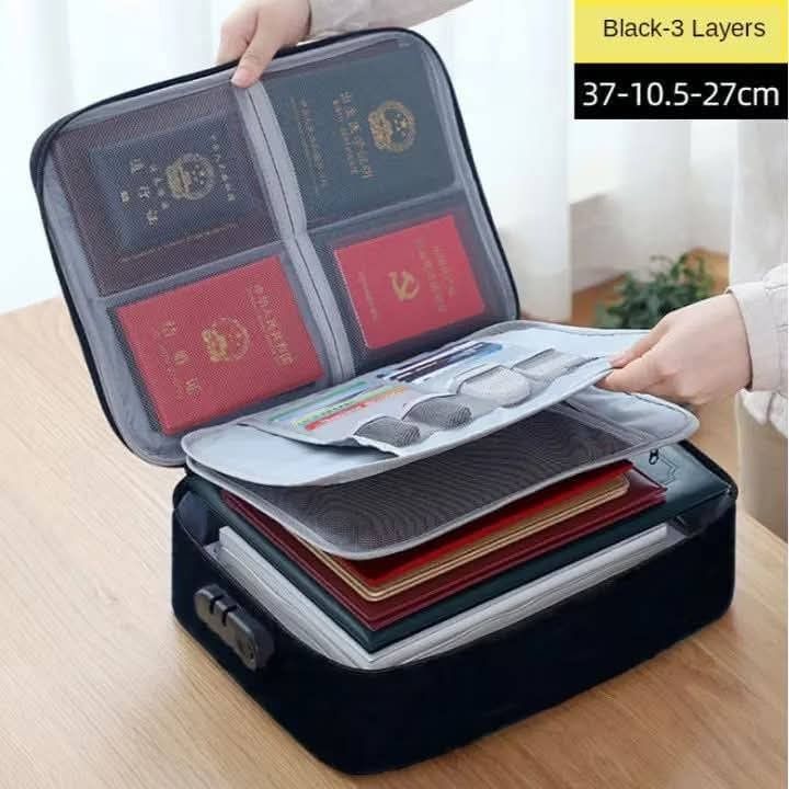 Document travel bag (Category: Laptop Bags & Sleeves) located in Manila. Submitted by lyfrancois14 (Listing ID 1451397540, Image 1). Description: .