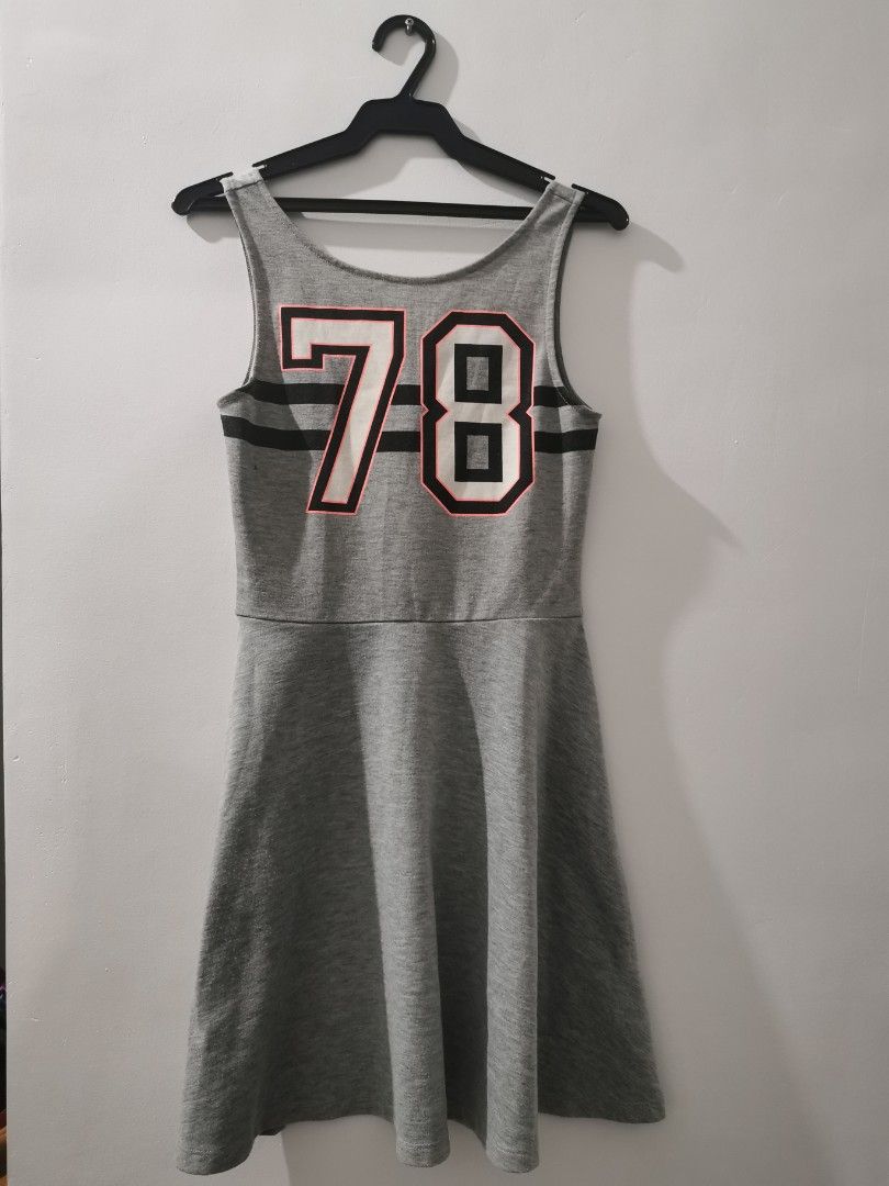 Dress BUNDLE (Category: Dresses) located in Paranaque City. Submitted by clarizas.closet (Listing ID 1451507983, Image 1). Description: Dress BUNDLE - ₱290 Take all 4 Fits S to M.