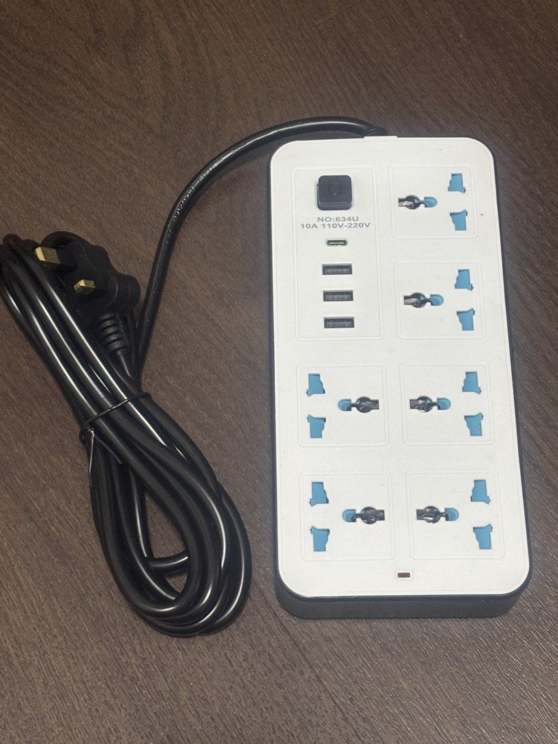 Electrical socket extension (Category: Electrical, Adaptors & Sockets) located in Singapore. Submitted by andychen (Listing ID 1451378002, Image 1). Description: .