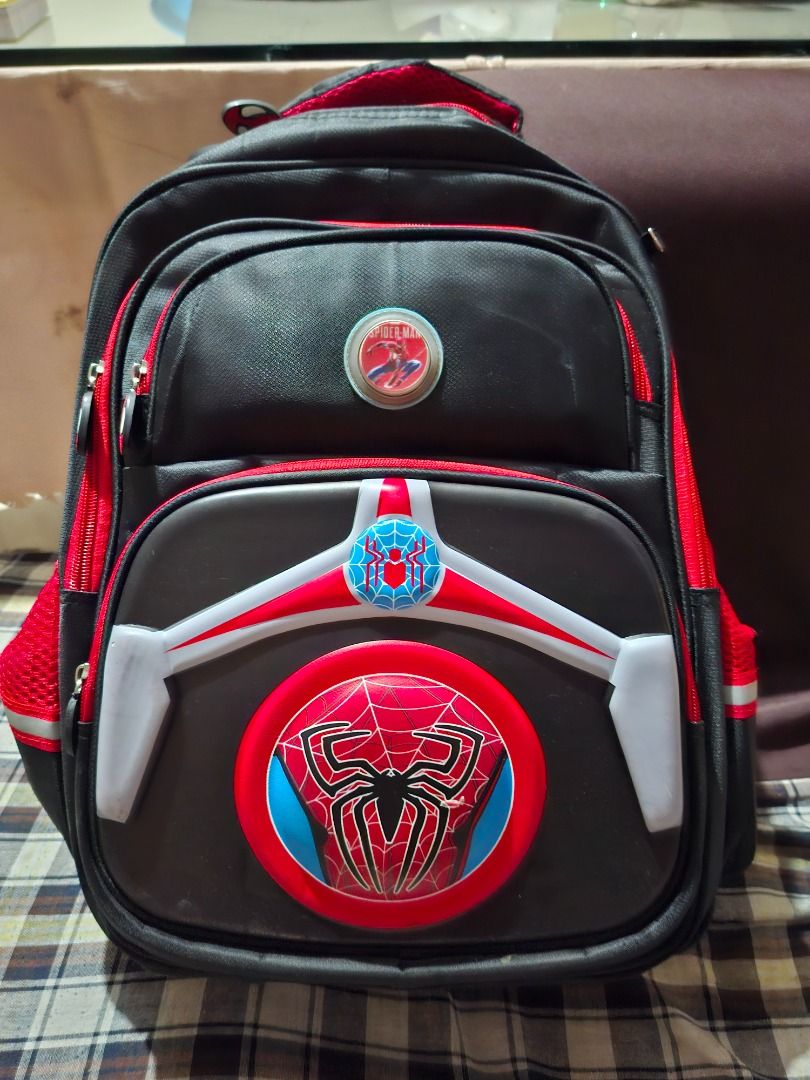 Elementary School Character Trolley Backpack (Category: Backpacks) located in Taguig. Submitted by blackwidow_17 (Listing ID 1451481686, Image 1). Description: Used for a week. RFS: hindi kasya lahat ng books nd notebooks. Size: 41cm x 24cm x 31cm for elementary school grades 1-6.