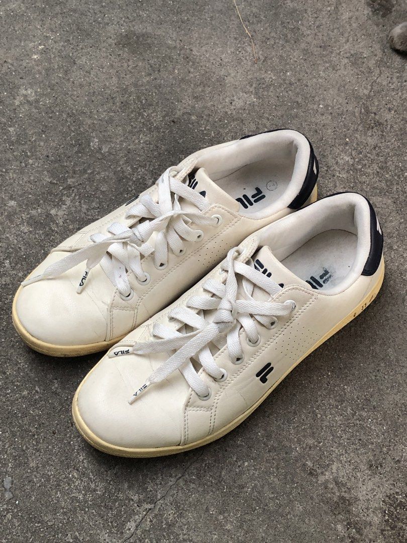 FILA Crosscourt 2 Low “White Navy” (Category: Sneakers) located in Manila. Submitted by ev.bgrn9 (Listing ID 1451443371, Image 1). Description: Size 7 | 8/10 condition | creased, yellowing mid sole, minimal heel drag (unnoticeable) •gifted to me •needs cleaning •super duper minimal heel drag thag unnoticeable •yellowing due to not wearing it and aged midsole that looks perfectly fine! •super good condition! fine a shoe!.