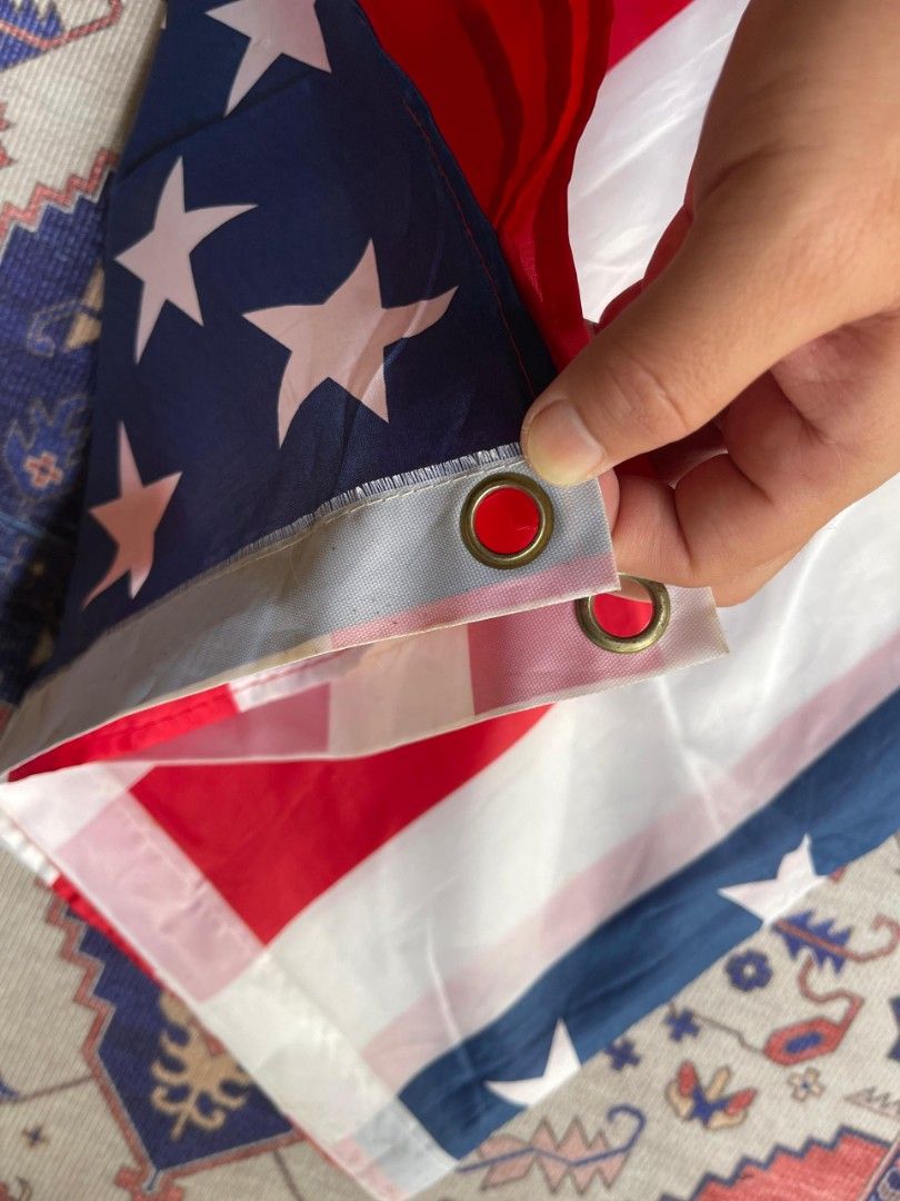 Flag USA (Category: Vintage Collectibles) located in Beaufort. Submitted by BundleAmmarAzizan (Listing ID 1451326457, Image 3). Description: Flag USA ///RM45///.