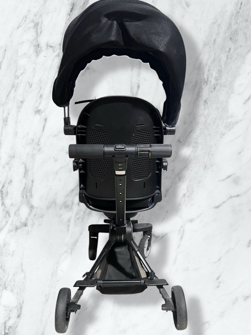Foldable Stroller with Accessories (Category: Strollers) located in Caloocan City. Submitted by allaboutthings (Listing ID 1451437988, Image 2). Description: 👉🏻with removable leather handle, Table Tray Mesh storage Cup Holder ‼️Issue: (PLEASE CHECK PHOTOS) May konting punit yung Canopy, scratches (sign of use) , nagbakbak yung handle pero may free removable na sa handle ⁉️Rfs: Decluttering 📍Location: North Caloocan/ Near Camarin Doctors Hospit