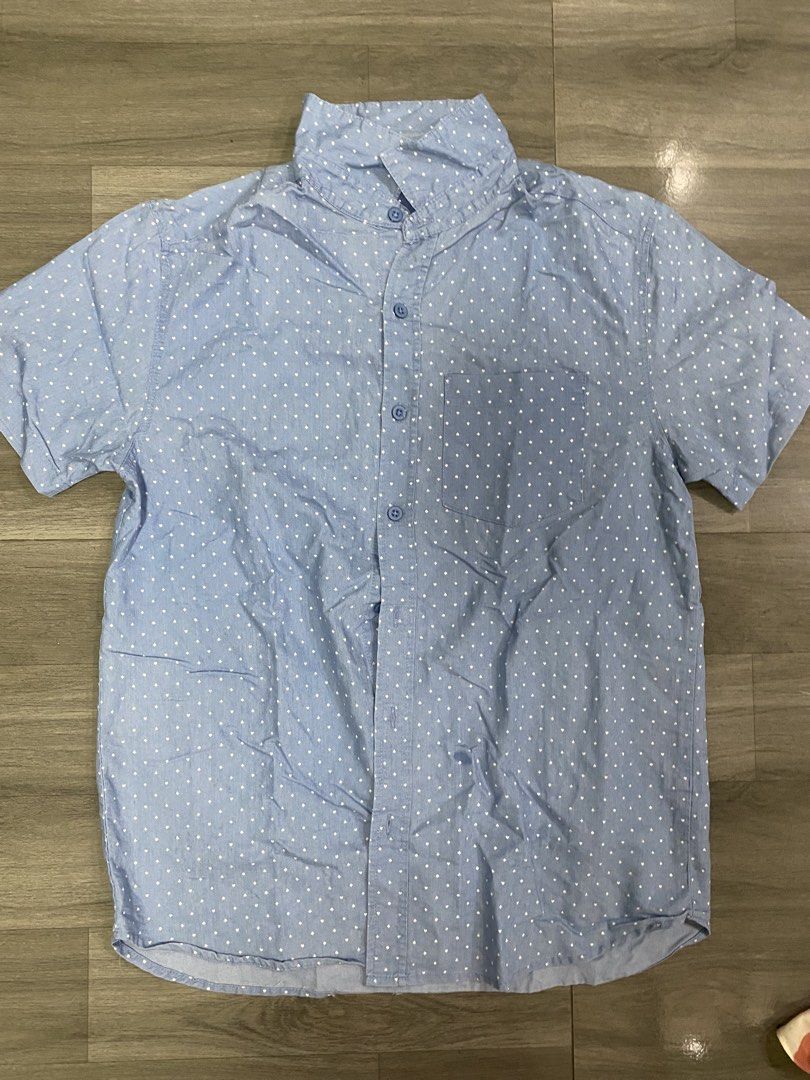 Folded and Hung Blue Short Sleeves Polo (Category: Blouses) located in Quezon City. Submitted by wompybat (Listing ID 1451493039, Image 1). Description: Folded & Hung Blue Short Sleeves Polo Good quality With small white details RFS: not my style anymore Size: medium .