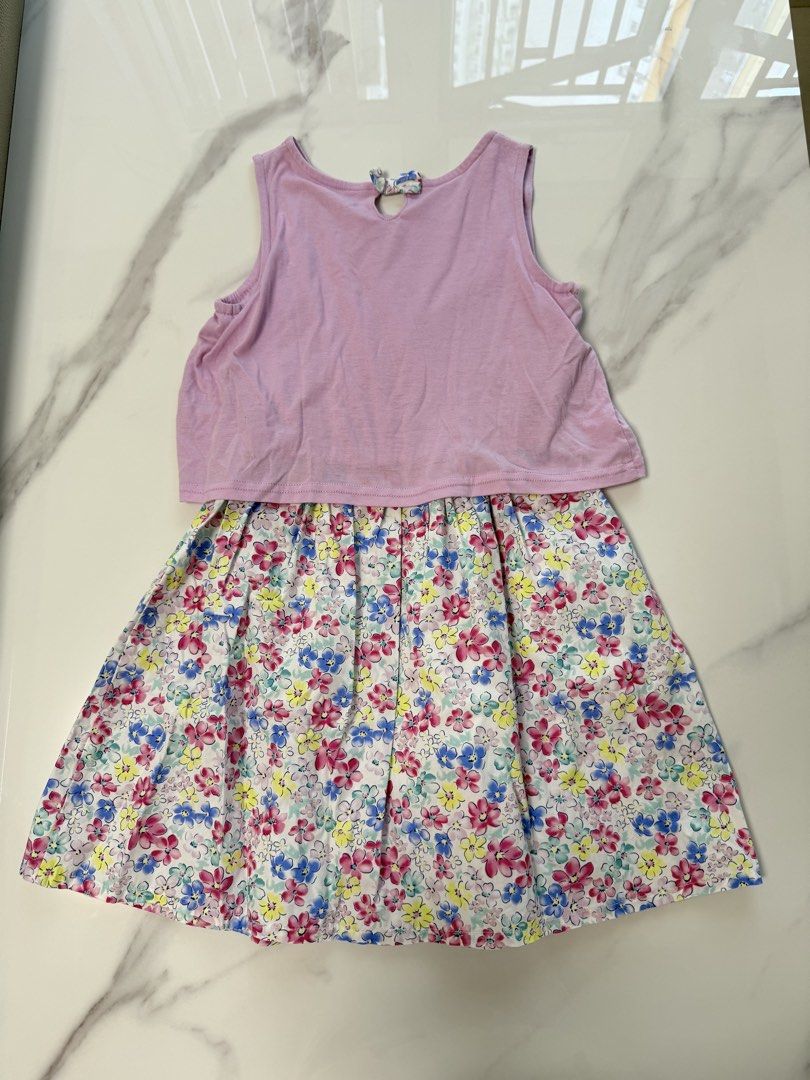 Global Work女童連身裙 130碼 / Kids 女童背心裙 夏季小童裙 / Kids dress Kids Clothes / 平郵自付或滿 $100寄順豐到付可減$10 By SF express delivery, over $100 can discount $10 （分類：嬰兒及小童流行時尚）位於 Hong Kong。 由 kathywkk 提交（商品編號 1451485727，圖片 2）。簡介： Global Work Kids女童背心連身裙 70% new 新舊如圖 (背心位有小許毛粒) Size：130碼 面交地點：荃灣悅來坊/荃灣千色店 二手小童衣物，可平郵自付或滿 $100寄順豐到付可減$10 By SF express delivery, over $100 can discount $10 (Buyer pays shipping)。