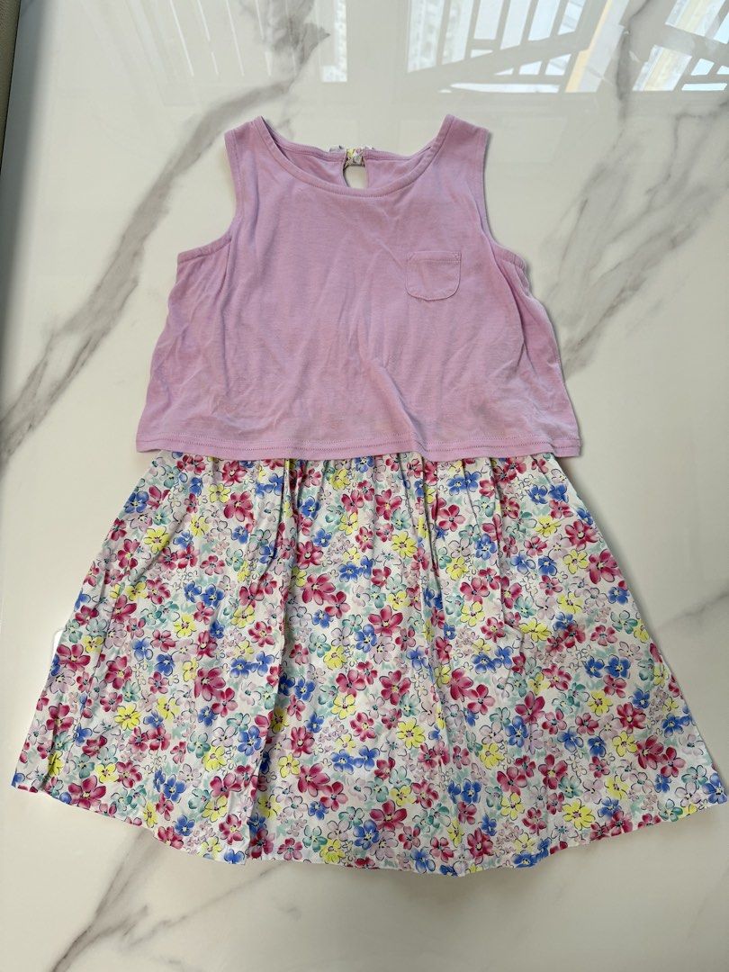 Global Work女童連身裙 130碼 / Kids 女童背心裙 夏季小童裙 / Kids dress Kids Clothes / 平郵自付或滿 $100寄順豐到付可減$10 By SF express delivery, over $100 can discount $10 （分類：嬰兒及小童流行時尚）位於 Hong Kong。 由 kathywkk 提交（商品編號 1451485727，圖片 1）。簡介： Global Work Kids女童背心連身裙 70% new 新舊如圖 (背心位有小許毛粒) Size：130碼 面交地點：荃灣悅來坊/荃灣千色店 二手小童衣物，可平郵自付或滿 $100寄順豐到付可減$10 By SF express delivery, over $100 can discount $10 (Buyer pays shipping)。