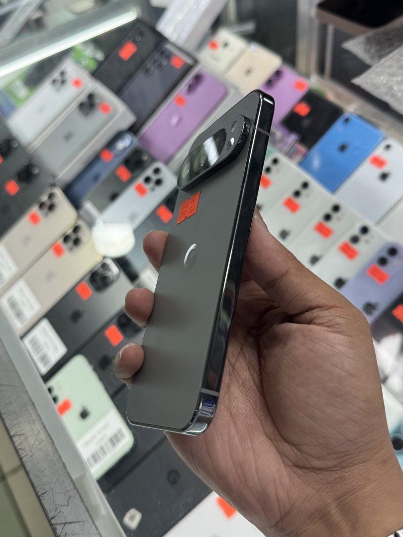 Google Pixel 9 Pro 256gb FU Non issue (Category: Google Pixel) located in San Juan City. Submitted by javedsgadgetshop (Listing ID 1451461970, Image 3). Description: INSTALLMENT OPTIONS : SPAY LATER / GGIVES / CREDIT CARD / SKYRO / HOMECREDIT (BRANDNEW) QUICK INFO! ✖️ ➡️ Google Pixel 9 Pro ➡️ 256GB ➡️ Green Color ➡️ US/JP Variant ➡️ 95% Makinis & Good BH ➡️ Factory Unlock ➡️ WITH FREE CASE AND CHARGER 🤝 We accept swap | Trade - In 💳 We do insta