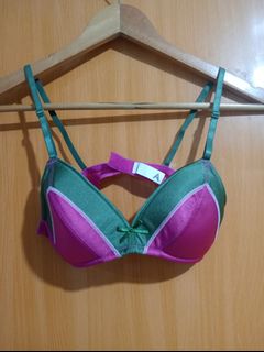 (Category: ) located in . Submitted by niceoutfits (Listing ID 1451502541, Image 1). Description: .