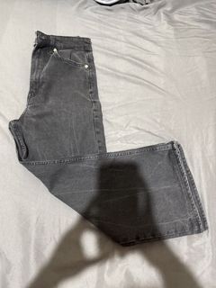 (Category: ) located in . Submitted by declutteringcloset (Listing ID 1451374281, Image 1). Description: .