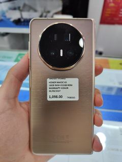 (Category: ) located in . Submitted by gadgetmobile505 (Listing ID 1451422441, Image 1). Description: .