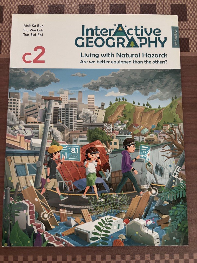 Interactive geography （分類：教科書）位於 Hong Kong。 由 myever 提交（商品編號 1451418657，圖片 1）。簡介： Interactive geography c2&c5 兩本有六成寫過字highlight $85@1 可錄片 面交只可東涌綫或荃灣綫 有意請DM我🥹🙏🏻 。
