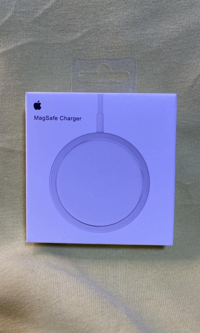 iPhone magsafe charger (Category: Chargers & Cables) located in Manila. Submitted by pricious (Listing ID 1451513843, Image 1). Description: .