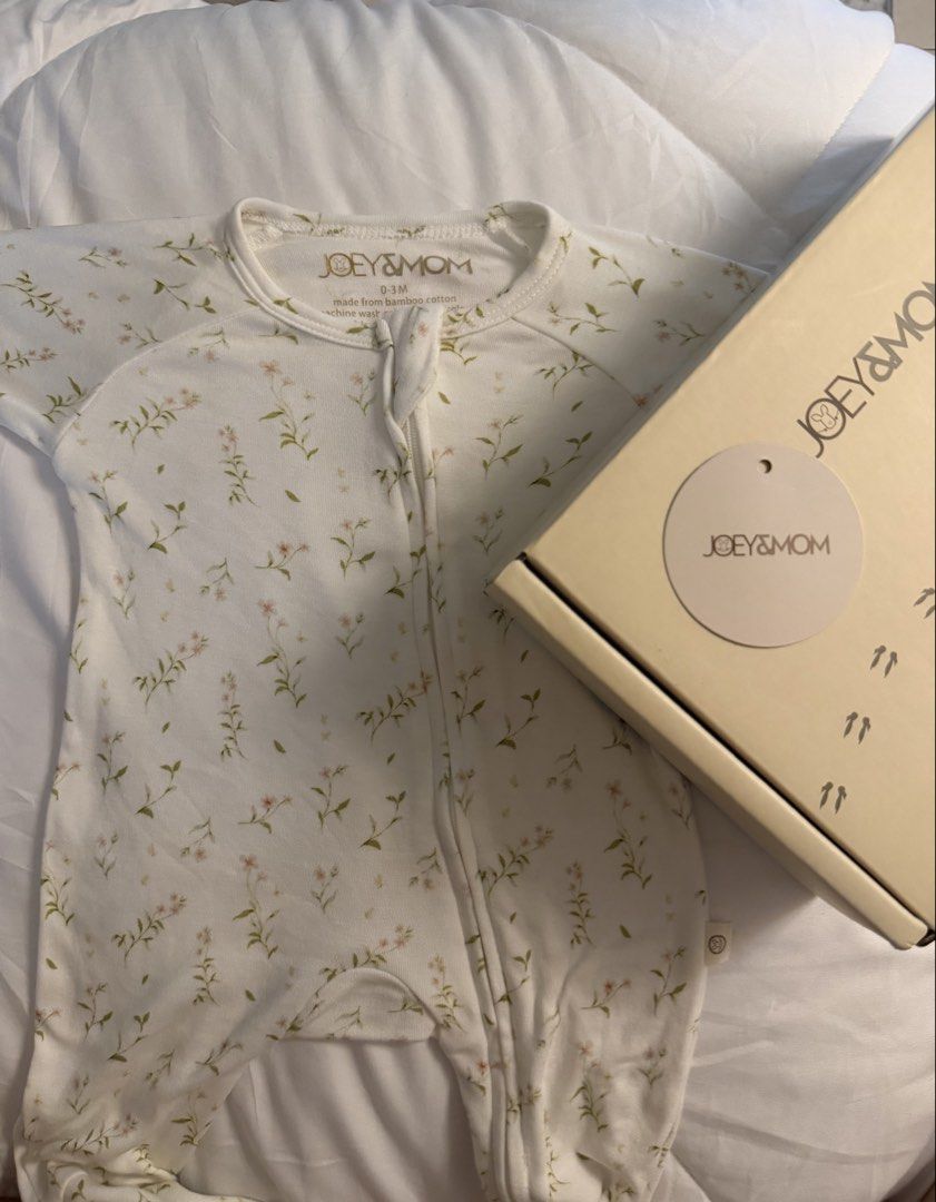 Joey & Mom Sleepsuit (Category: Babies & Kids Fashion) located in Ipoh. Submitted by bubbbletteaa (Listing ID 1451403779, Image 2). Description: 0-3month Design flutterfield Never worn Including box NP RM79.