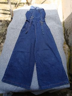 (Kategori: ) berada di . Dikirim oleh p.lovedbyjessie (ID iklan 1451390957, Gambar 1). Deskripsi: .