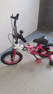 (Category: ) located in . Submitted by ngengseng88 (Listing ID 1451332823, Image 1). Description: .