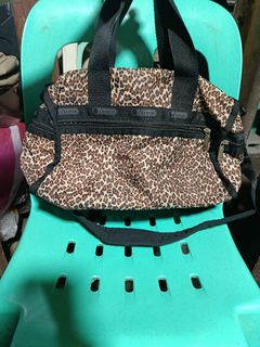 (Category: ) located in . Submitted by daphnefinds (Listing ID 1451475033, Image 1). Description: .