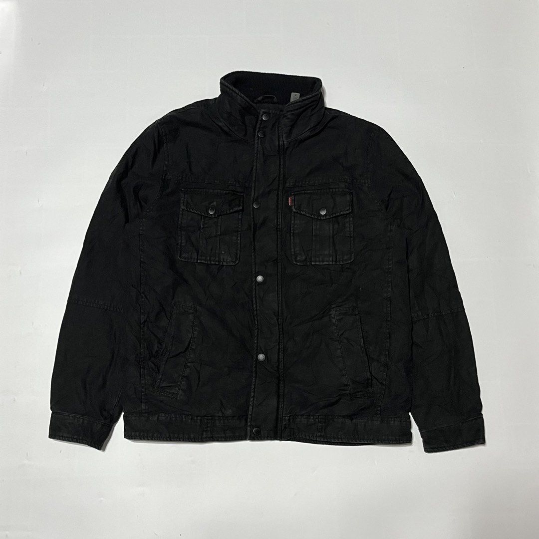 Levi’s Strauss Quilted Worker Jacket (Category: Coats, Jackets and Outerwear) located in Bacoor. Submitted by ItsShoeGood (Listing ID 1451470639, Image 3). Description: Size Medium on tag 23.5 Width 27. length Still in excellent condition Need wash.