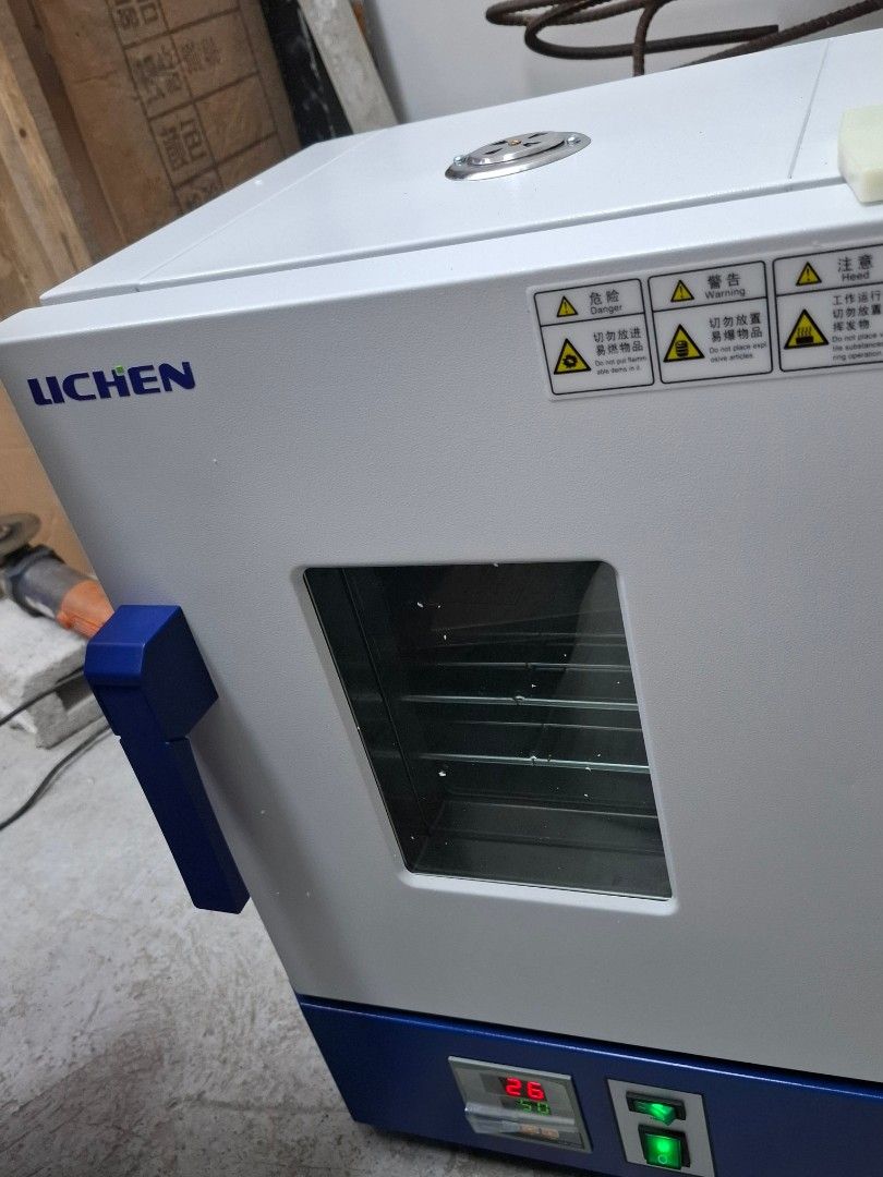 LICHEN Laboratory Oven Incubator (Category: Ovens & Toasters) located in Caloocan City. Submitted by aicadc (Listing ID 1451386099, Image 1). Description: - LICHEN brand laboratory oven - Digital display for precise temperature control - Includes shelves for ample storage - Unit is plastic-wrapped, ready for transport or storage - Perfect for laboratory applications.