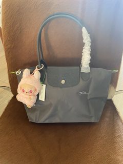 （分類：）位於 。 由 mimz888 提交（商品編號 1451414046，圖片 1）。簡介： 。