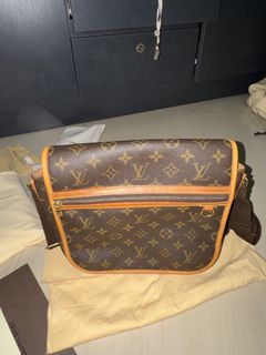 (Category: ) located in . Submitted by brokeasf777 (Listing ID 1451474639, Image 1). Description: .