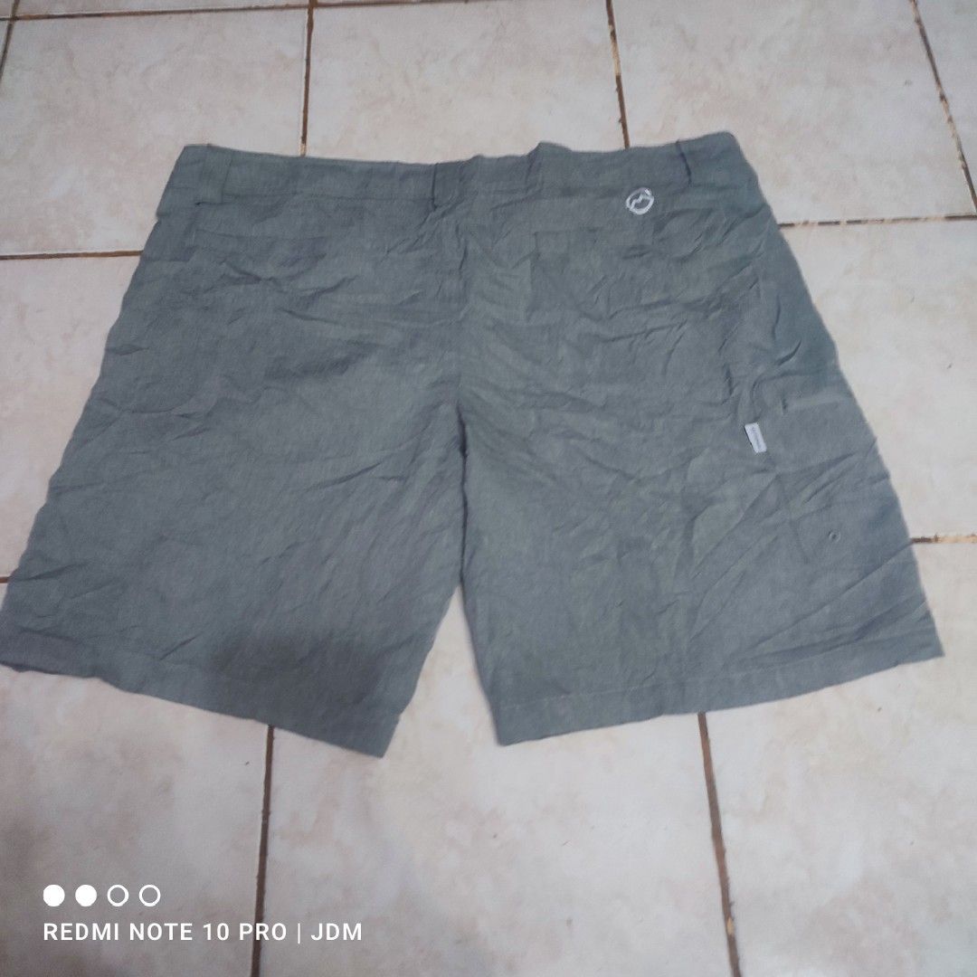 Magellan Fish Gear Water Repellent (Category: Shorts) located in Antipolo. Submitted by klashnikov (Listing ID 1451444663, Image 3). Description: Magellan Outdoor Fishing Gear, water repellent Size:40" Dimes:40x19.5" Tags:Complete Condition:Excellent ColorRate:10/10 Honest issue:used Payment option:Bank transfer,gcash,cash ₱250 only Pwede videocall for legitimacy Pwede pickup sa aking munting garahe waze (JDM thrift shop) Pwedeng meetup around up