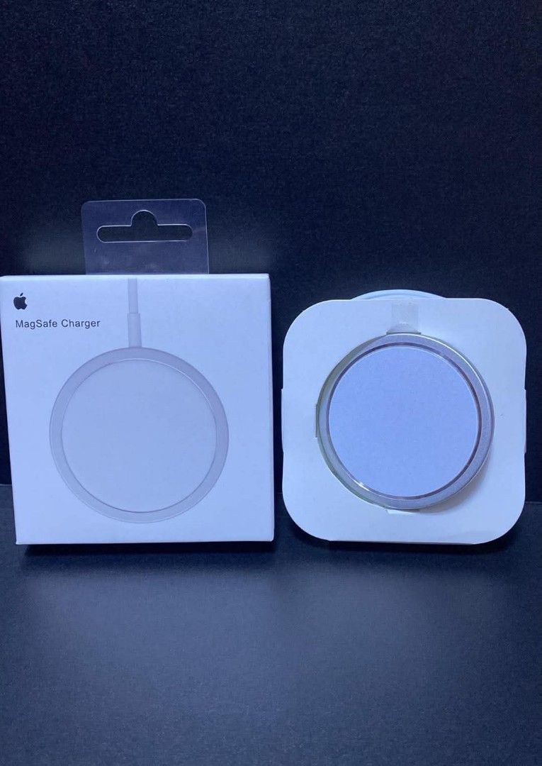 Magsafe charger (Category: Chargers & Cables) located in Manila. Submitted by milasgadgetph (Listing ID 1451421191, Image 1). Description: .