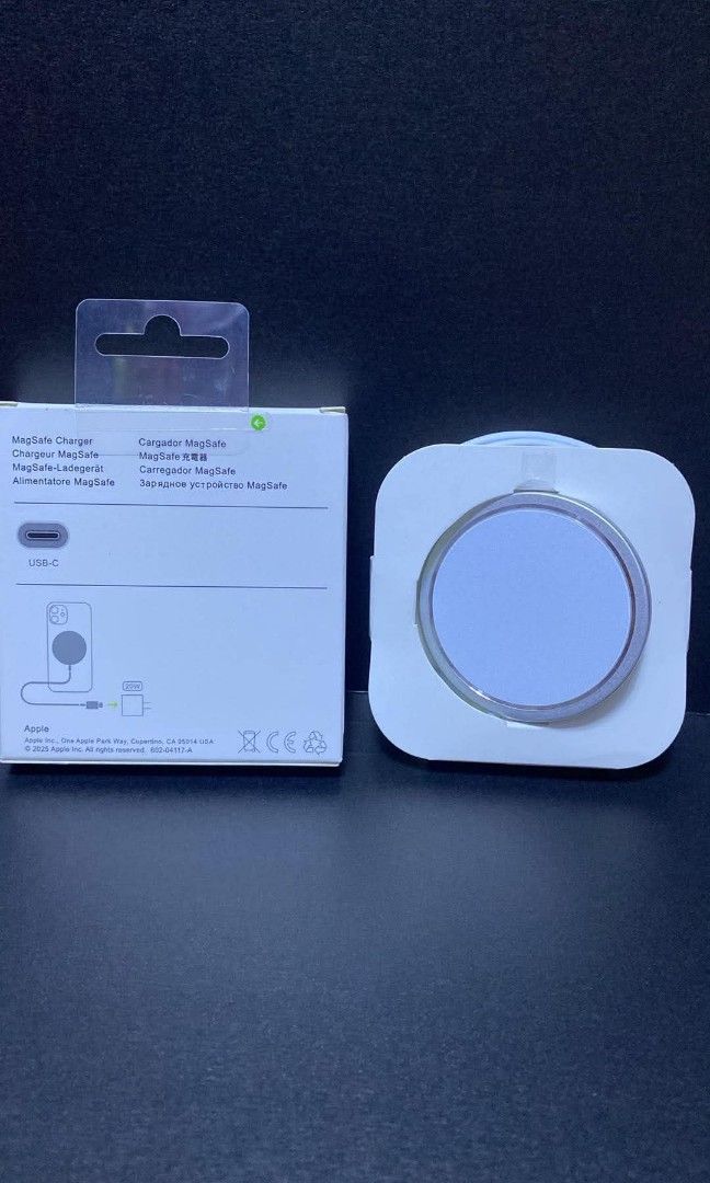 Magsafe charger (Category: Chargers & Cables) located in Manila. Submitted by milasgadgetph (Listing ID 1451421191, Image 2). Description: .