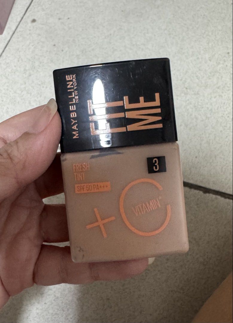 Make up Bundle 2 (Category: Makeup) located in Quezon City. Submitted by kthvdmd (Listing ID 1451365035, Image 2). Description: Sace Lady Bb Cushion 02 - Feb 2027 Maybelline Fit Me 3 - March 2027 .