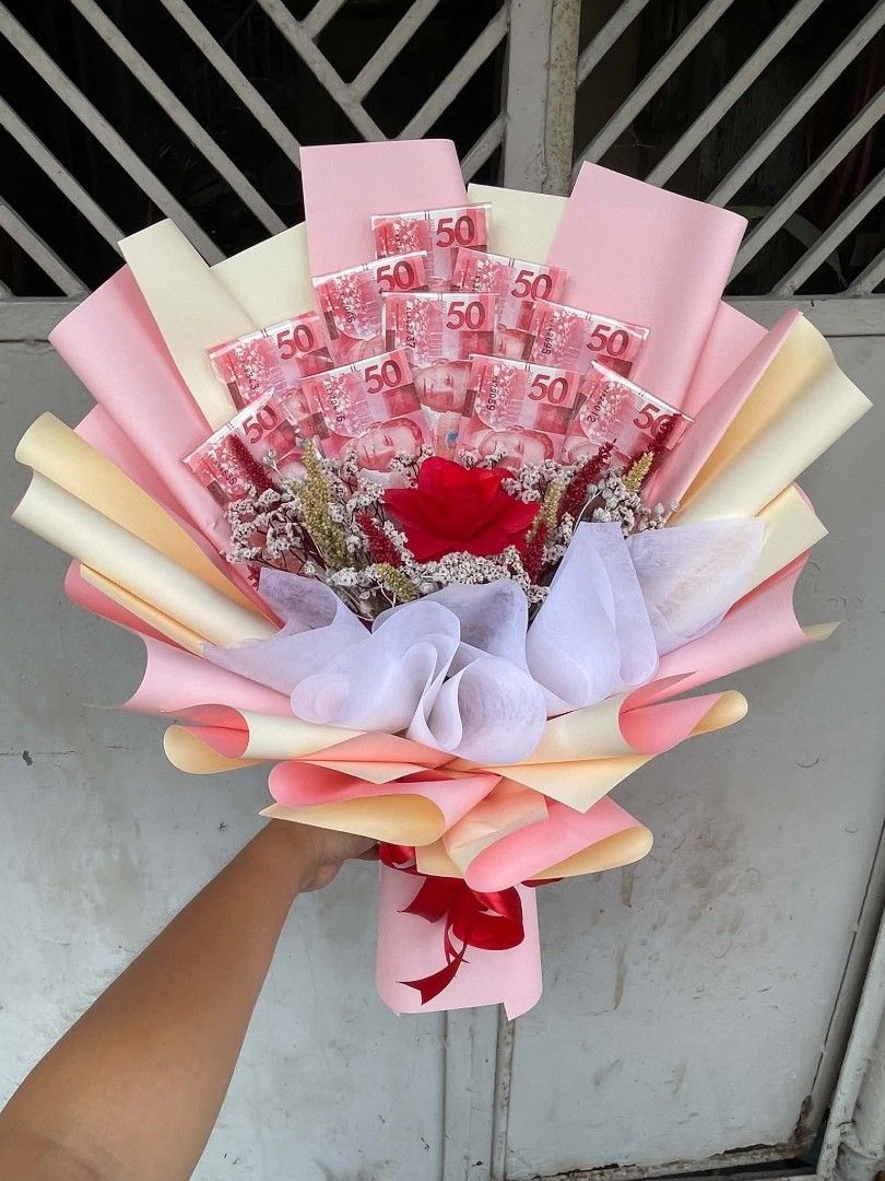 Money Bouquet for Gifts (Category: Flowers & Bouquets) located in Manila. Submitted by florallegacyinmanila (Listing ID 1451358019, Image 2). Description: Available po magpagawa sa amin ng money bouquet, make sure advance order po. Kindly message me po if interested.