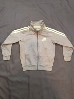(Category: ) located in . Submitted by authentickids_wear (Listing ID 1451433939, Image 1). Description: .
