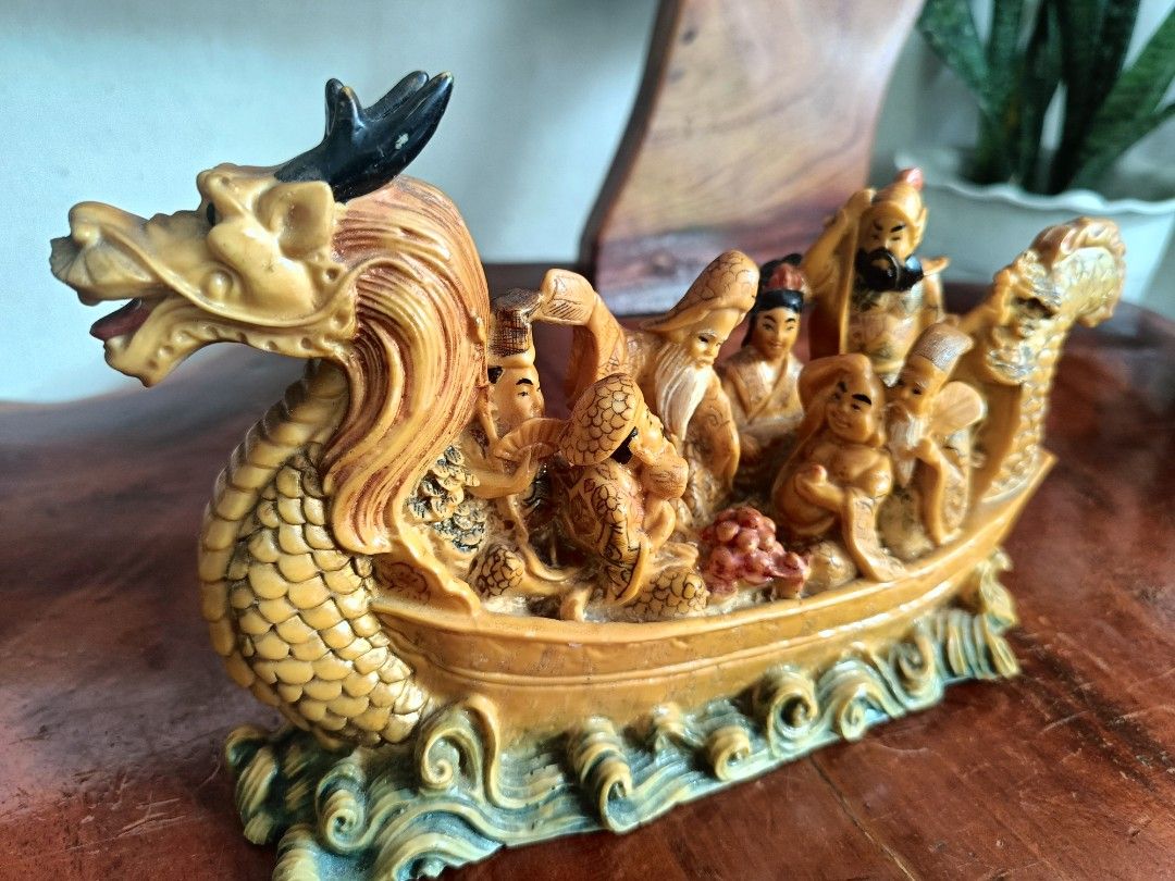 Netsuke Seven Gods on Dragon Boat (Category: Vintage Collectibles) located in Imus. Submitted by ABrielleC (Listing ID 1451374587, Image 3). Description: Video Link https://youtube.com/shorts/kH_XX7dPJ9k?si=IDjL5NUgN5-RbW8U Solid Resin Material Height-5.5in Length-8.5in Width-2.75in Weight-1kg Note-Small chip seen on last photo Japan Surplus Item First to pay Loc Imus Cavite.
