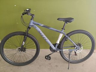 (Category: ) located in . Submitted by veloworks (Listing ID 1451407693, Image 1). Description: .