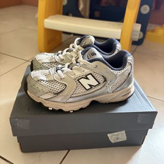 (Category: ) located in . Submitted by fourpreloved_ (Listing ID 1451373796, Image 1). Description: .