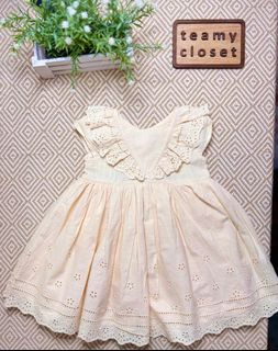 (Category: ) located in . Submitted by teamy_closet (Listing ID 1451331702, Image 1). Description: .