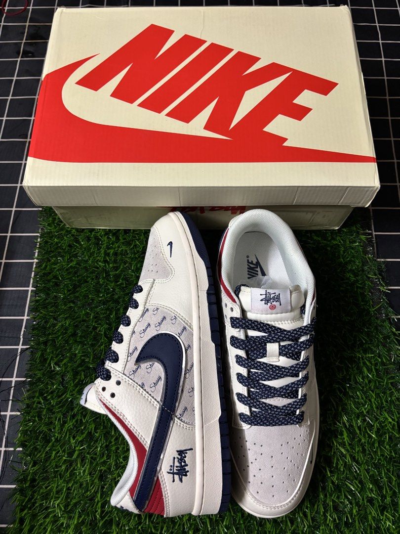 Nike Dunk Stussy Spellout (Category: Sneakers) located in Kota Kinabalu. Submitted by homies_thrift (Listing ID 1451507490, Image 1). Description: .
