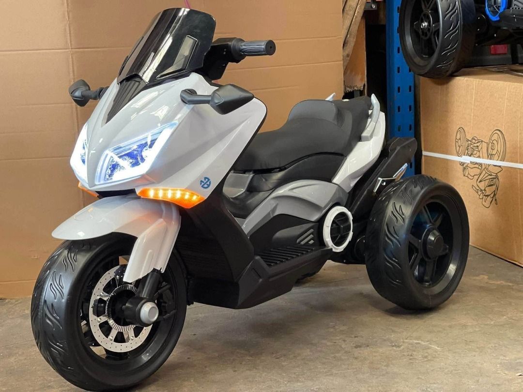 Nmax Motorcycle for kids (1800) (Category: Motorbikes for Sale) located in Pasay City. Submitted by joyful_mayette (Listing ID 1451344796, Image 2). Description: Nmax Motorcycle for kids (1800) Price: 6,000PHP Colors: Red, Blue, and White 🔴Rubber tires 🔴Leather seat 🔴2gears/with USB/Mp3 🔴Suitable for ages 3-8 years old 🔴Ideal gift for kids 🔴We do Shipping Nationwide For inquiries and to order: PM me on Facebook or Call/text me on 0915417896