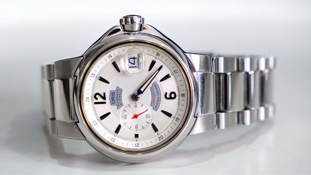 Oris chrono white dial (Category: Luxury Watches) located in Marikina City. Submitted by papichulongs_closet (Listing ID 1451352173, Image 2). Description: Here’s an incredibly RARE 1999 Oris Full Steel Chronometer 7496 from the Full Steel collection that was released from 1998-2001 in very limited production. This 7499 features COSC chronometer certified movement, ensuring accuracy of -4/+6 seconds per day. The 41mm stainless steel case houses t