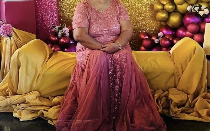 Pink Gown 3XL-4XL (Category: Evening dresses & gowns) located in Santa Cruz. Submitted by keeppraying25 (Listing ID 1451347811, Image 2). Description: Isang beses lang sinuot ni mama nung 50th Birthday nya. Dry Clean na. Maganda pa! .