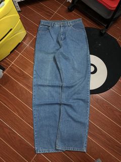 (Category: ) located in . Submitted by secondhandco.archive552 (Listing ID 1451481329, Image 1). Description: .