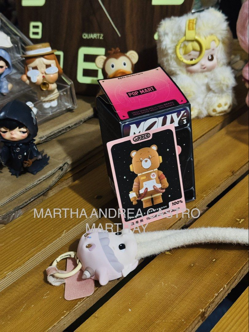 Popmart Mega Space Molly V3 Tenderheart Bear (Category: Designer & Blind Box Toys) located in Quezon City. Submitted by martitay02 (Listing ID 1451515023, Image 1). Description: Popmart Mega Space Molly V3 Tenderheart Bear Opened box, sealed foil Brand new 499❗️ below SRP SALE West Ave, QC.