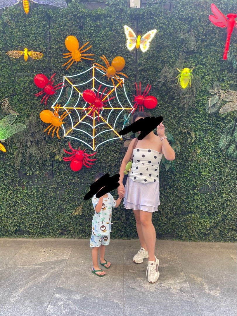 Primark Ruffle Skirt (Category: Skirts) located in Mandaluyong City. Submitted by efril.pecson (Listing ID 1451410764, Image 1). Description: - Navy blue tote bag - Brown leather handles and trim - Large size, ideal for everyday use or travel - Spacious interior - Clean interior.