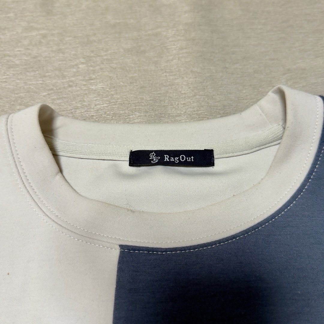Rag Out Colorblock Crewneck Sweatshirt (Category: Coats, Jackets and Outerwear) located in Tanza. Submitted by pompompvrin (Listing ID 1451513826, Image 2). Description: .