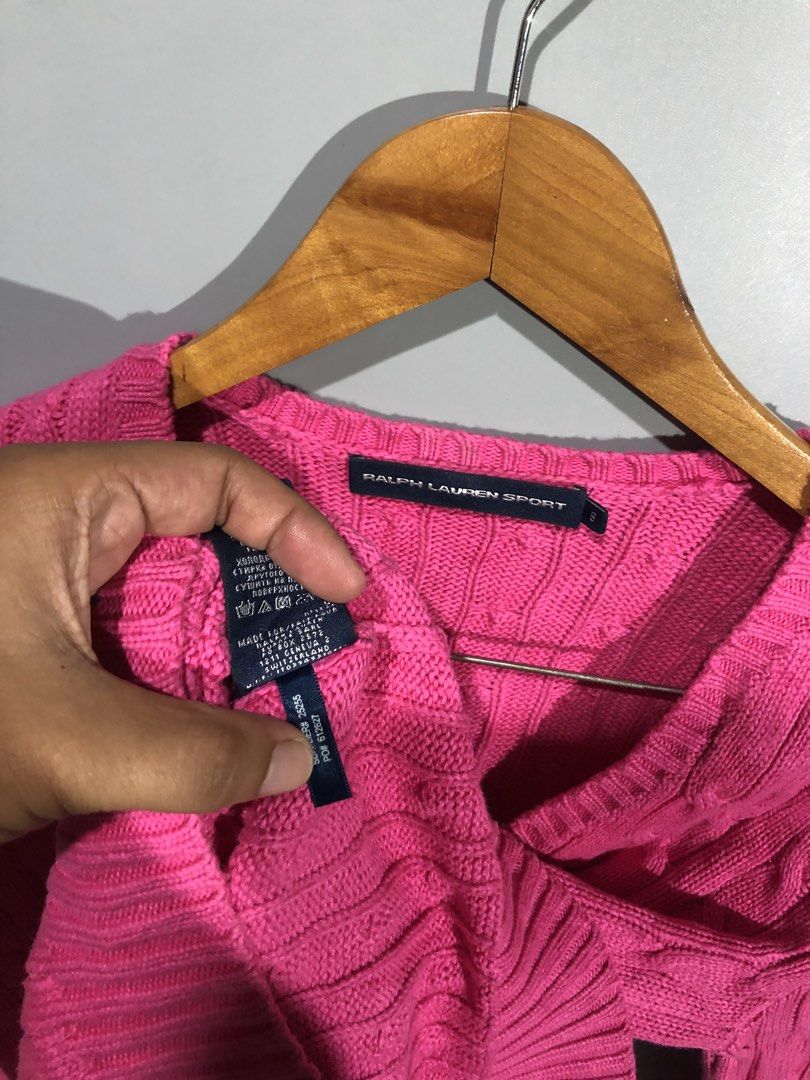 RALPH LAUREN SPORTS CABLE KNIT (Category: Others Tops) located in Bugallon. Submitted by antigoss_ph (Listing ID 1451478083, Image 3). Description: RALPH LAUREN SPORTS CABLE KNIT S ON TAG 20x25 / 10/10 AS NEW CONDITION NO ISSUE S ON TAG 20x25 / 10/10 AS NEW CONDITION NO ISSUE .
