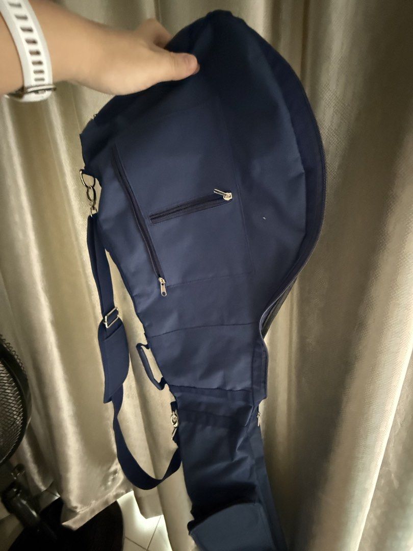 Range bag foldable (Category: Golf) located in Singapore. Submitted by gt8765 (Listing ID 1451407813, Image 1). Description: Navy blue golf range bag. Foldable into pouch for easy storage. Used less than 10 times. Selling as clearing space .
