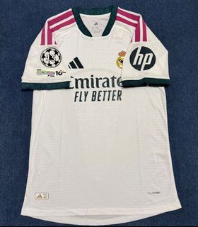 (Category: ) located in . Submitted by calcio_sport_jersey (Listing ID 1451477817, Image 1). Description: .