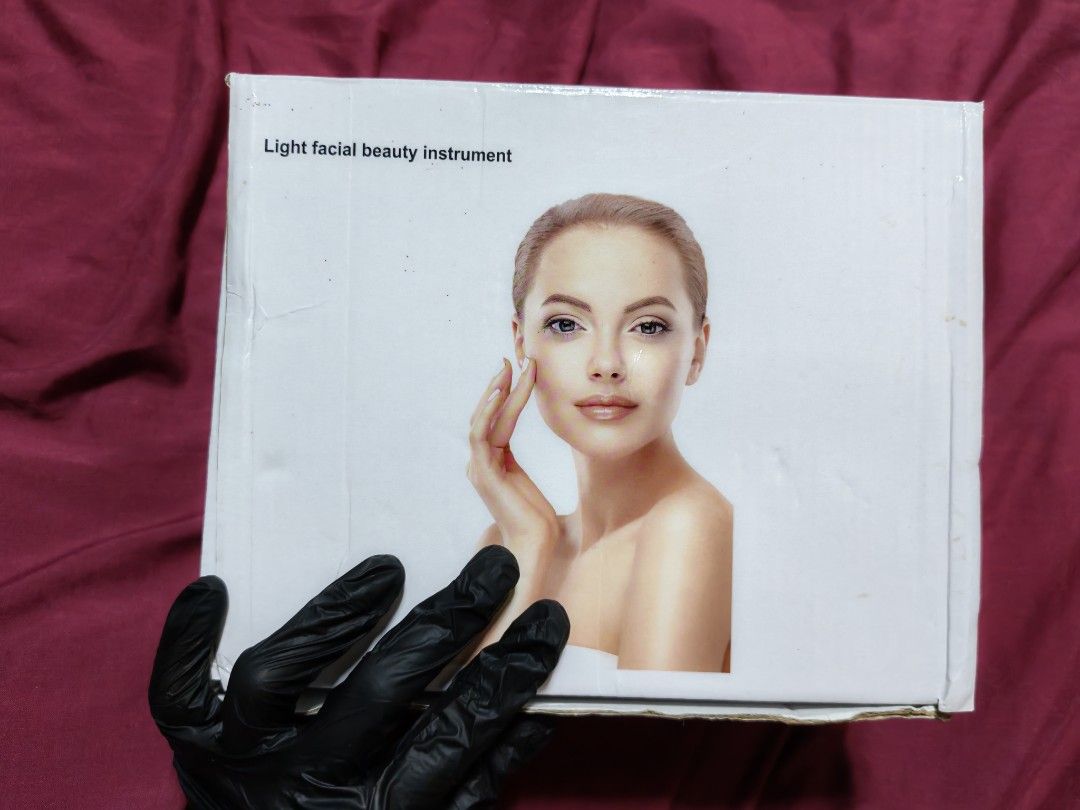 LED Light Therapy Facial Mask (Category: Face Care) located in Quezon City. Submitted by dolcegioia (Listing ID 1451443587, Image 1). Description: Key Benefits by Light Wavelength ​🔴 Red Light (~630 nm) ​Anti-Aging & Collagen Production: Stimulates fibroblast activity to boost collagen and elastin production. ​Firming: Helps smooth fine lines, wrinkles, and improves skin elasticity and firmness. ​Cell Repair: Promotes circulation and accelerates
