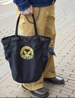 （分類：）位於 。 由 cph.store 提交（商品編號 1451403242，圖片 1）。簡介： 。